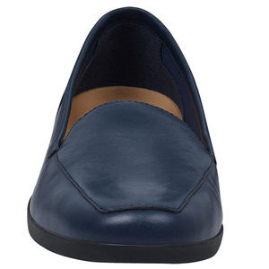 easy spirit devitt casual flats